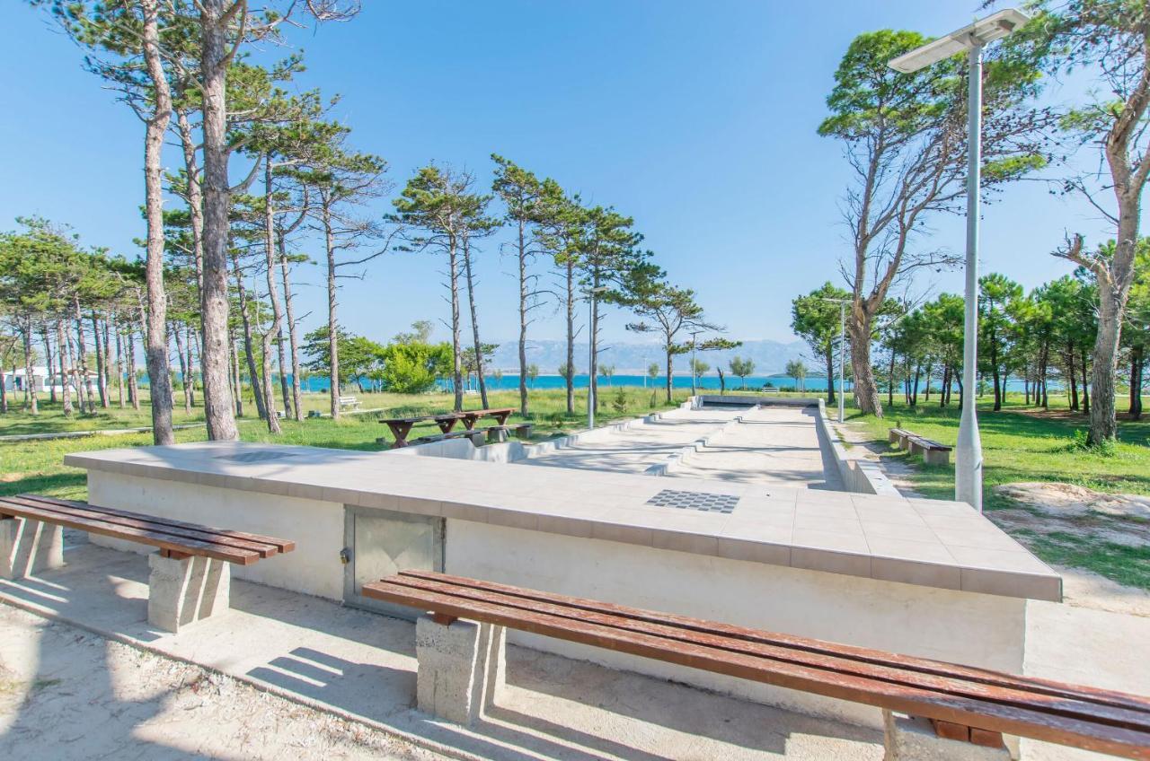 Apartment Seka Привлака Екстериор снимка