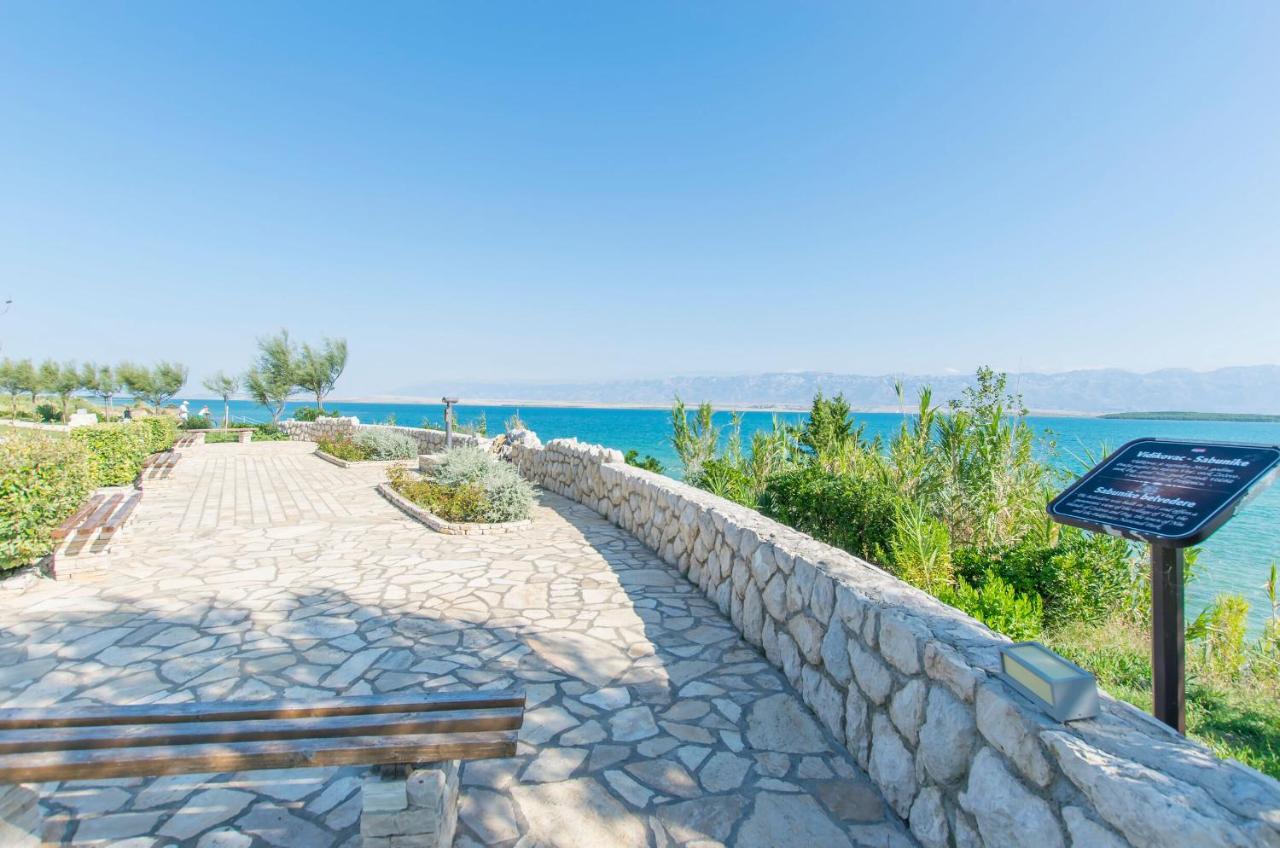 Apartment Seka Привлака Екстериор снимка