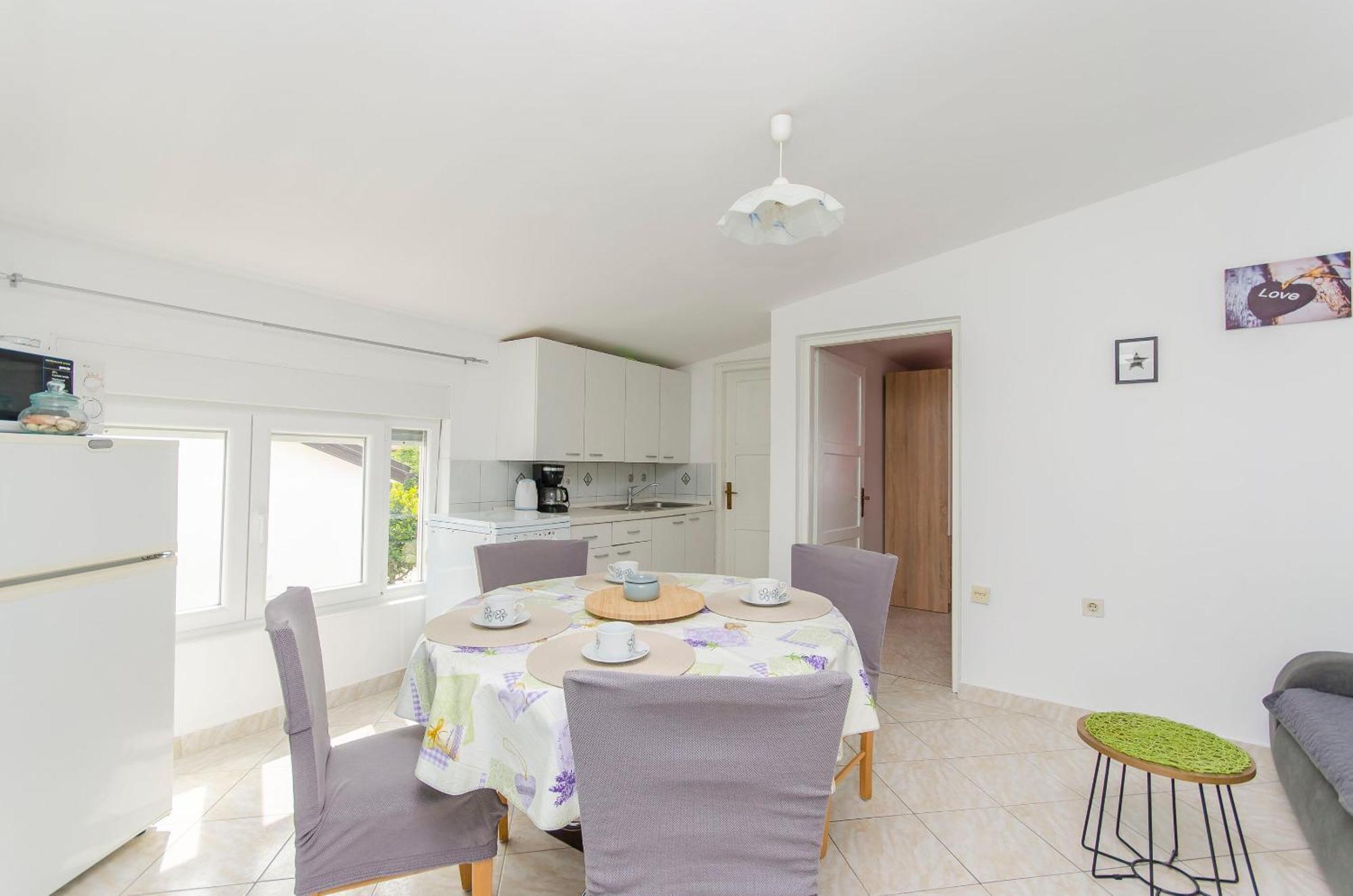 Apartment Seka Привлака Екстериор снимка