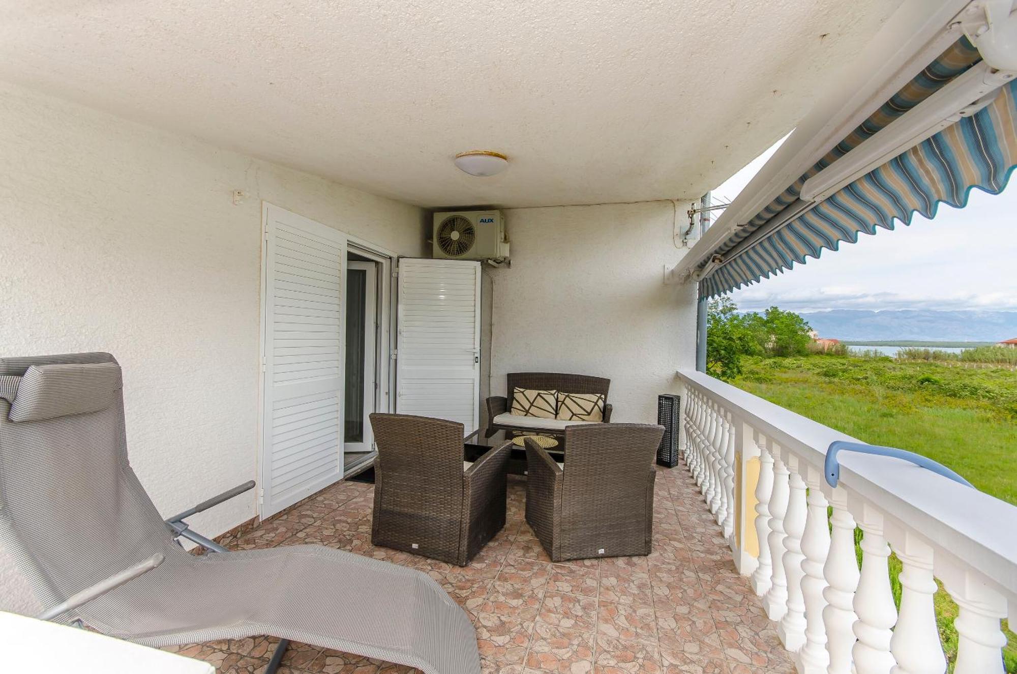 Apartment Seka Привлака Екстериор снимка