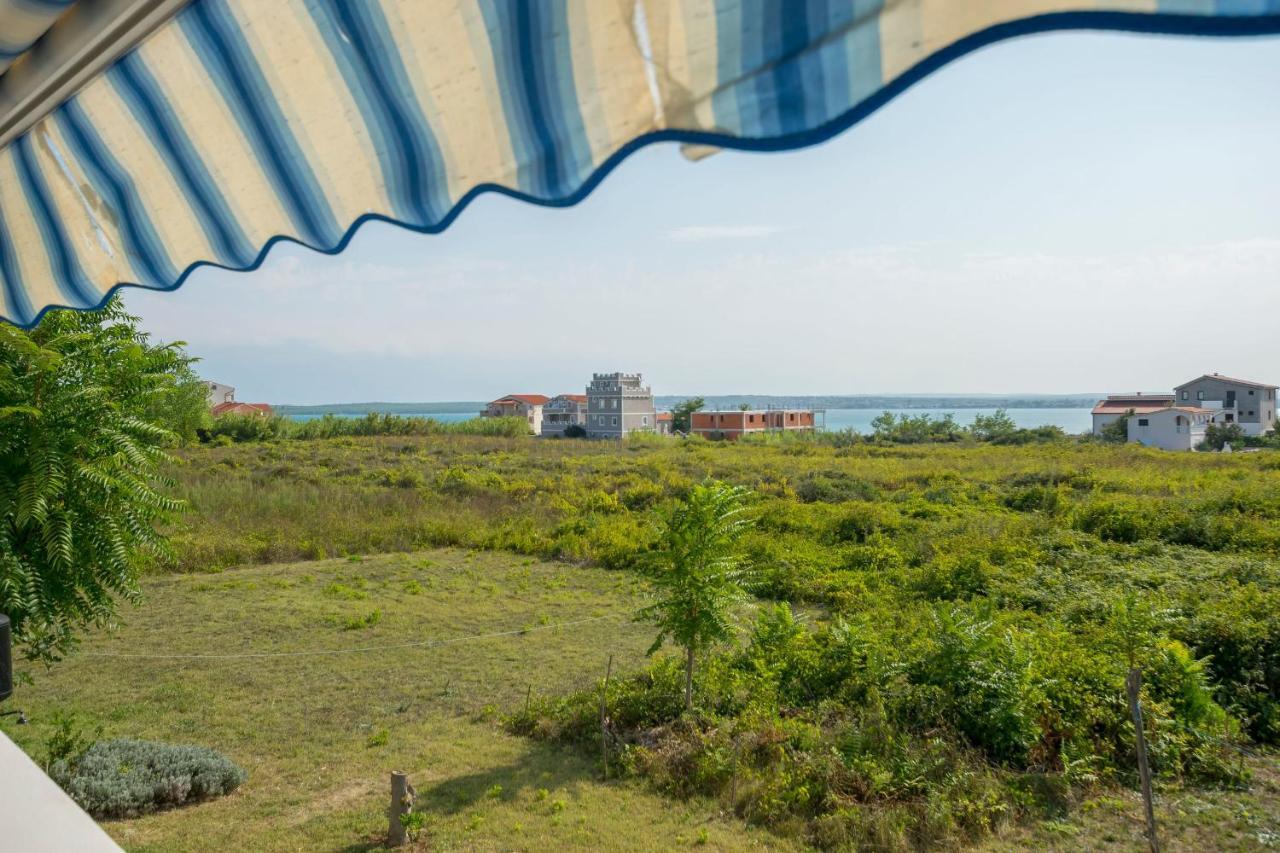 Apartment Seka Привлака Екстериор снимка